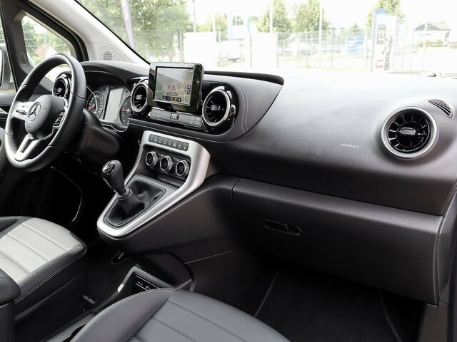 MERCEDES-BENZ T 180 Progressive,MBUX,LED,Navi,Kamera,Tempomat - Passenger van: picture 4 MERCEDES-BENZ T 180 Progressive,MBUX,LED,Navi,Kamera,Tempomat - Passenger van: picture 4