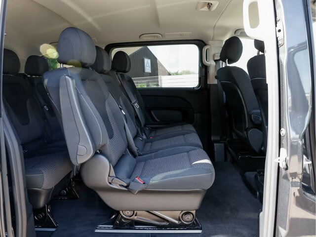 MERCEDES-BENZ V 220 d STYLE kompakt,8Sitzer,Standheizung,AHK - Passenger van: picture 2 MERCEDES-BENZ V 220 d STYLE kompakt,8Sitzer,Standheizung,AHK - Passenger van: picture 2