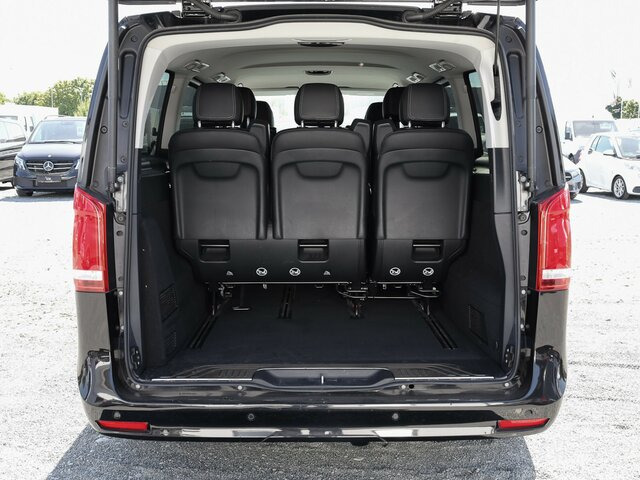 MERCEDES-BENZ V 300 Avantgarde,Extralang,2xSchiebetür el.,AHK... - Passenger van: picture 2 MERCEDES-BENZ V 300 Avantgarde,Extralang,2xSchiebetür el.,AHK... - Passenger van: picture 2