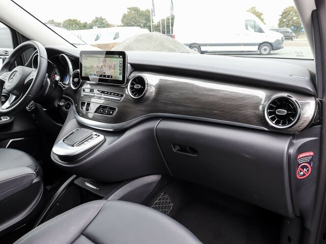 Leasing of MERCEDES-BENZ V 300 Avantgarde Extralang,2xSchiebetür el.,AHK... MERCEDES-BENZ V 300 Avantgarde Extralang,2xSchiebetür el.,AHK...: picture 7