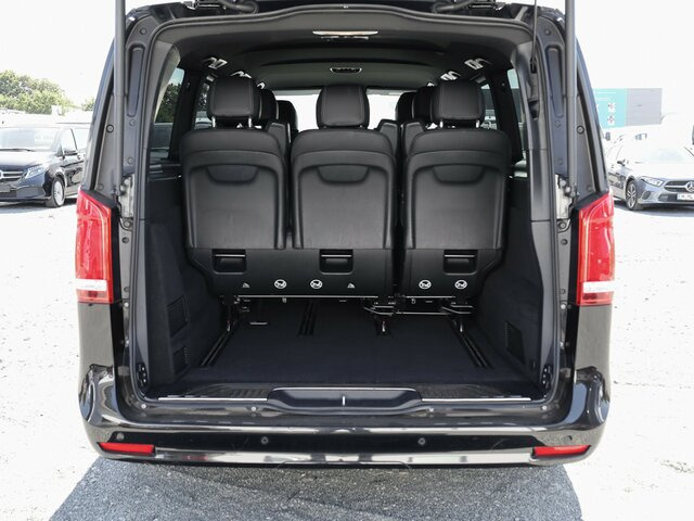 MERCEDES-BENZ V 300 Avantgarde Extralang,2xSchiebetür elektr.... - Minibus, Passenger van: picture 2 MERCEDES-BENZ V 300 Avantgarde Extralang,2xSchiebetür elektr.... - Minibus, Passenger van: picture 2