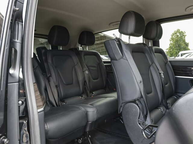 MERCEDES-BENZ V 300 Avantgarde Extralang,2xSchiebetür elektr.... - Passenger van: picture 5 MERCEDES-BENZ V 300 Avantgarde Extralang,2xSchiebetür elektr.... - Passenger van: picture 5