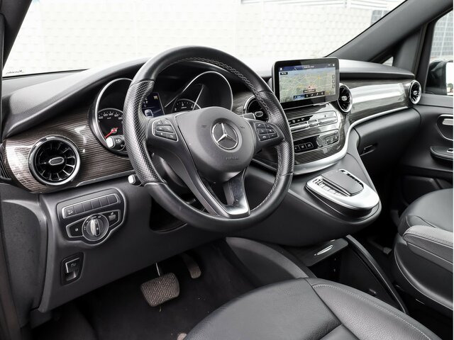 Passenger van MERCEDES-BENZ V 300 Avantgarde Extralang,Allrad,2Schiebetüren: picture 8