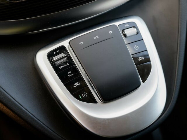 Leasing of MERCEDES-BENZ V 300 Edition Extralang,2Schiebetür el.,8Sitzer... MERCEDES-BENZ V 300 Edition Extralang,2Schiebetür el.,8Sitzer...: picture 7