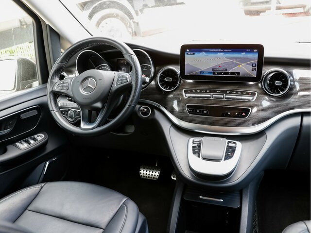MERCEDES-BENZ V 300 Edition Extralang,2xSchiebetür el.,8Sitzer... - Passenger van: picture 4 MERCEDES-BENZ V 300 Edition Extralang,2xSchiebetür el.,8Sitzer... - Passenger van: picture 4