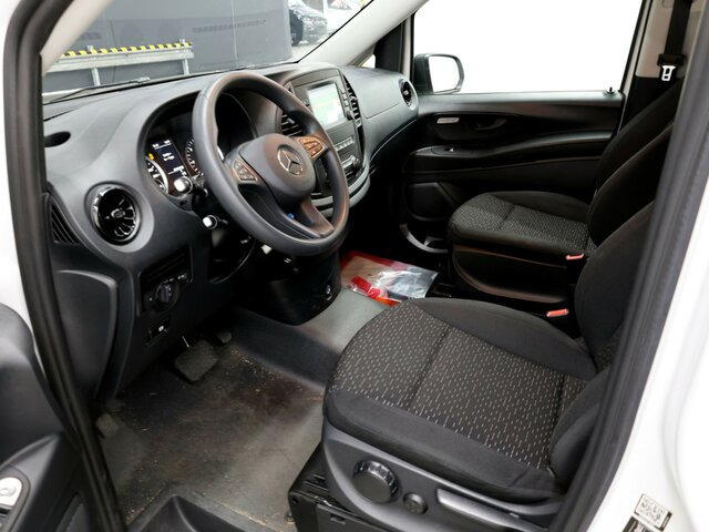 MERCEDES-BENZ Vito 114 TourerPro,Extralang,8Sitzer,Automatik... - Passenger van: picture 2 MERCEDES-BENZ Vito 114 TourerPro,Extralang,8Sitzer,Automatik... - Passenger van: picture 2