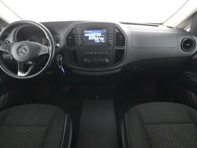 MERCEDES-BENZ Vito 114 TourerPro,Extralang,8Sitzer,Automatik... - Passenger van: picture 2 MERCEDES-BENZ Vito 114 TourerPro,Extralang,8Sitzer,Automatik... - Passenger van: picture 2