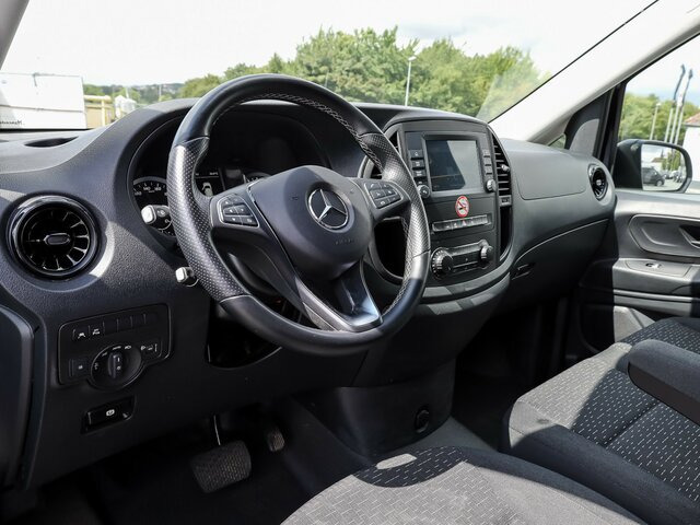 MERCEDES-BENZ Vito 116TourerPro ,Extralang,2xKlima,Kamera,AHK... - Minibus, Passenger van: picture 5 MERCEDES-BENZ Vito 116TourerPro ,Extralang,2xKlima,Kamera,AHK... - Minibus, Passenger van: picture 5