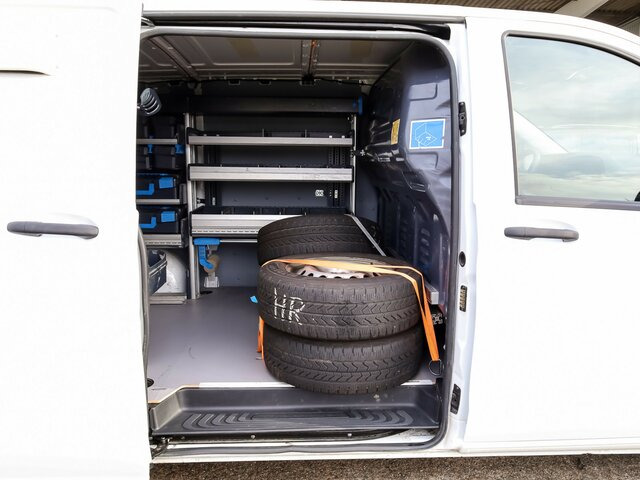 MERCEDES-BENZ Vito114CDI KA lang ,Klima,SortimoRegalsystem... - Small van: picture 4 MERCEDES-BENZ Vito114CDI KA lang ,Klima,SortimoRegalsystem... - Small van: picture 4