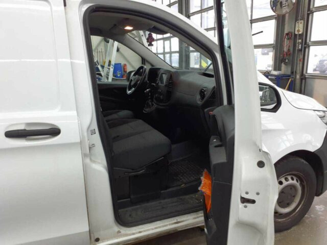 Small van MERCEDES-BENZ Vito116CDI KA Extralang,Klima,Kamera,Tempomat...: picture 17 Small van MERCEDES-BENZ Vito116CDI KA Extralang,Klima,Kamera,Tempomat...: picture 17