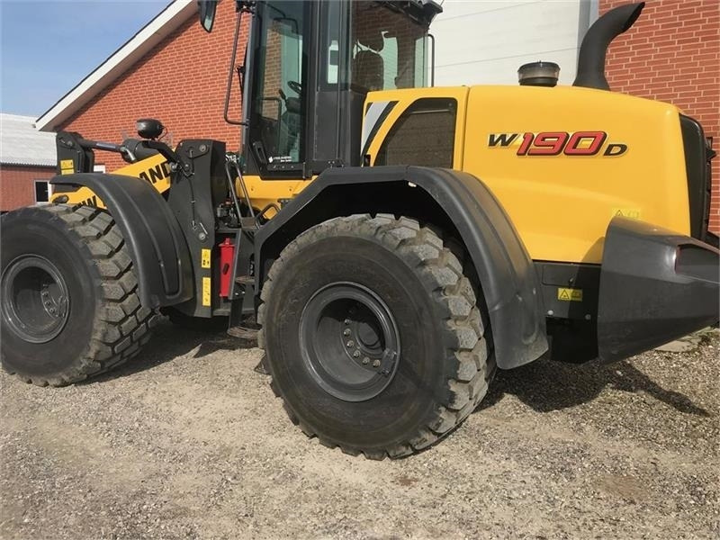 New Holland W190D - Wheel loader: picture 5 New Holland W190D - Wheel loader: picture 5
