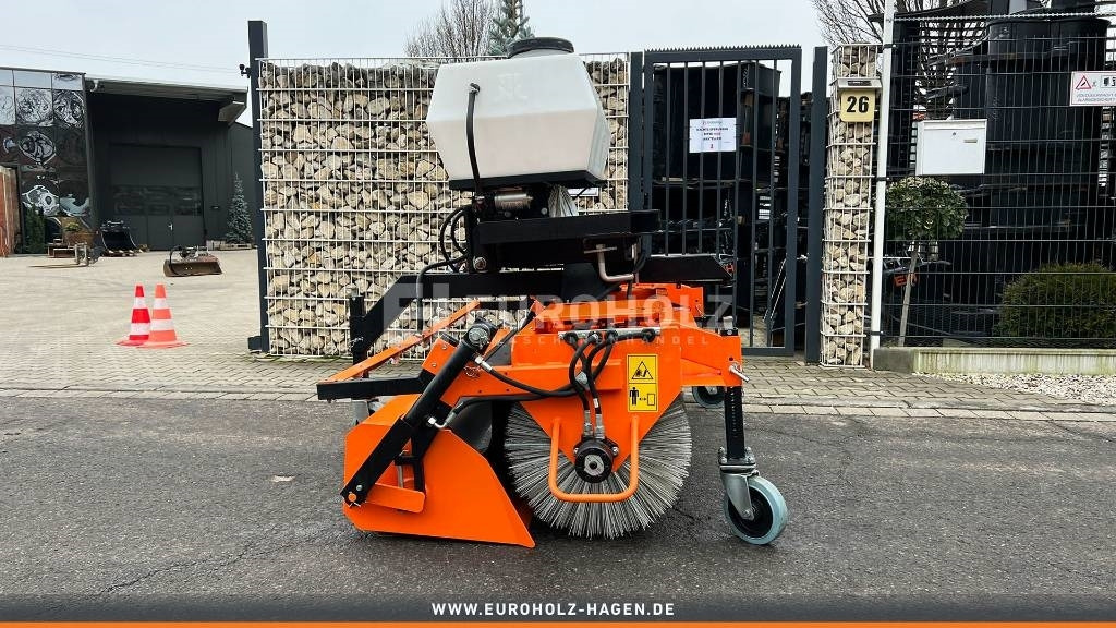 Kehrmaschine ZM2000  - Broom for Municipal/ Special vehicle: picture 3 Kehrmaschine ZM2000  - Broom for Municipal/ Special vehicle: picture 3