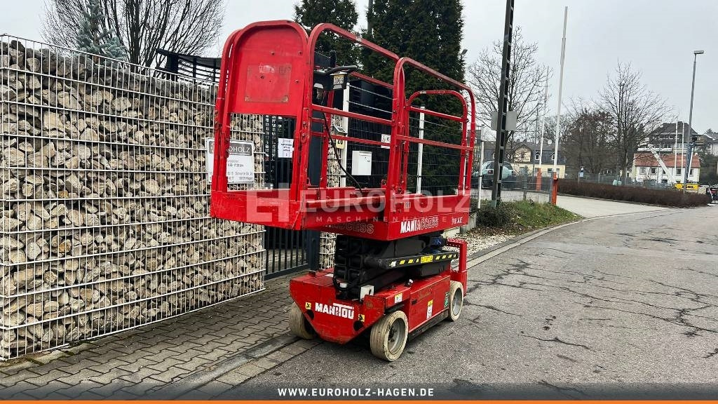 Manitou 78 XE Scheren-Arbeitsbühne, 4x4, Batterien NEU - Scissor lift: picture 2 Manitou 78 XE Scheren-Arbeitsbühne, 4x4, Batterien NEU - Scissor lift: picture 2