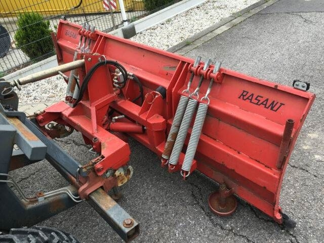 Rasant KT 9045 Kombi Trak Winterdienst Frontlad  - Snow removal vehicle: picture 5 Rasant KT 9045 Kombi Trak Winterdienst Frontlad  - Snow removal vehicle: picture 5