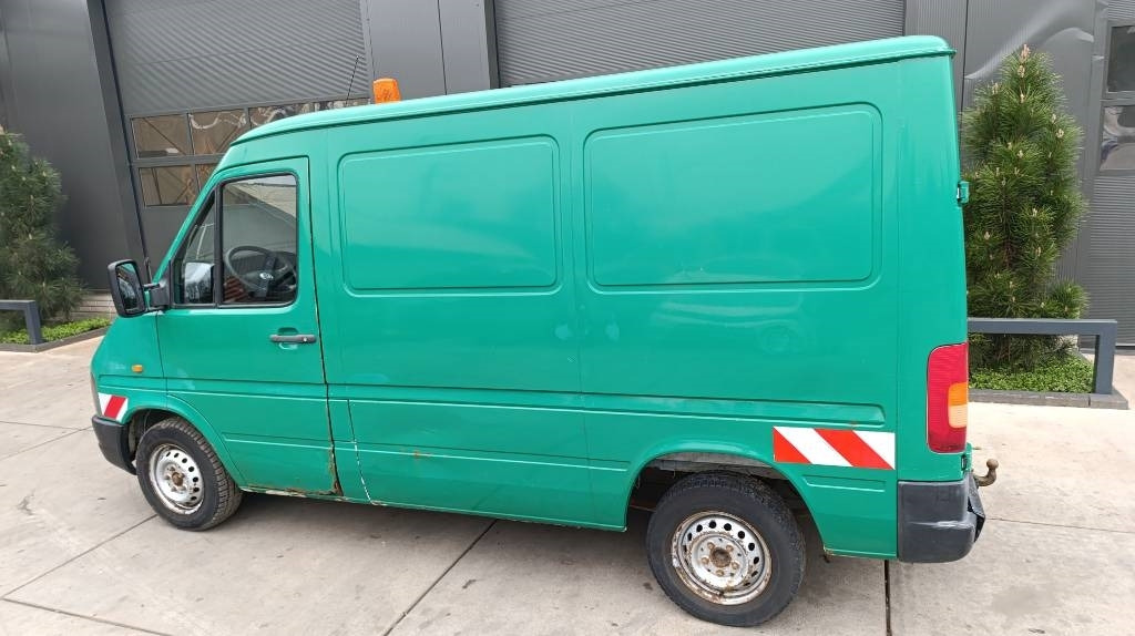 Volkswagen LT 28 Kastenwagen Werkstattsschränke Motorschaden - Box van: picture 4 Volkswagen LT 28 Kastenwagen Werkstattsschränke Motorschaden - Box van: picture 4