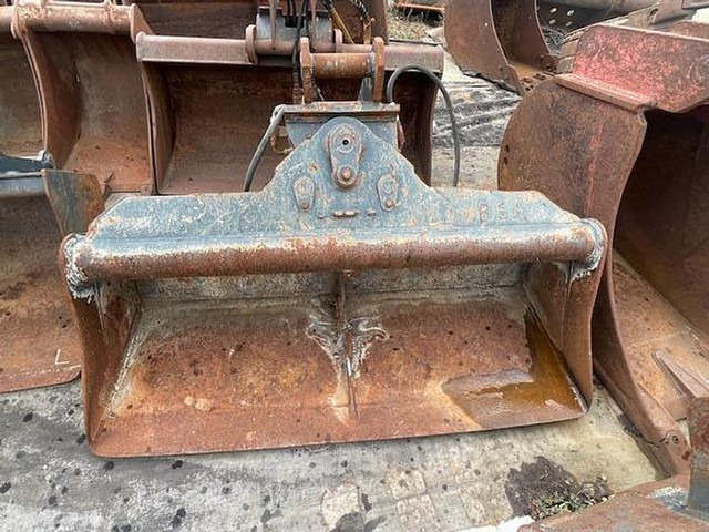 Big Böschungslöffel 145 cm - Bucket: picture 1 Big Böschungslöffel 145 cm - Bucket: picture 1