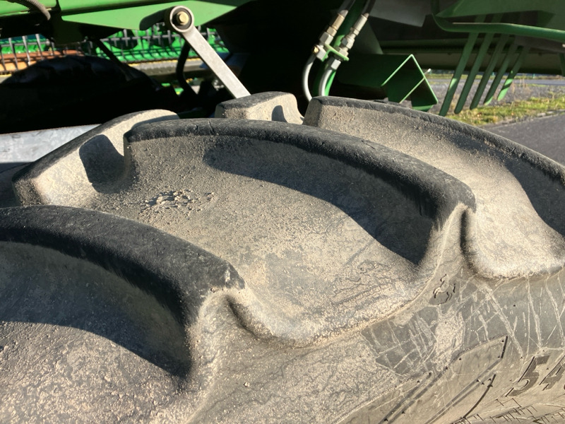 Combine harvester John Deere T670i mit 630X Schneidwerk: picture 20 Combine harvester John Deere T670i mit 630X Schneidwerk: picture 20