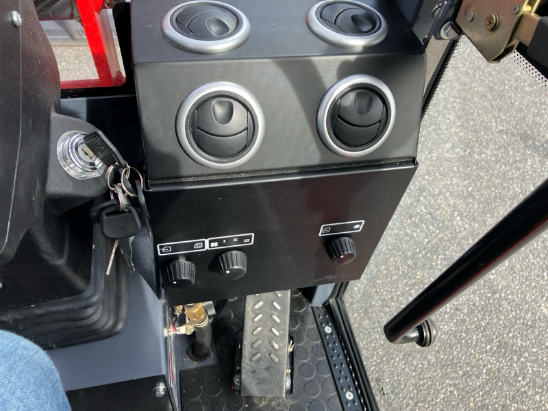 Toyo C - Loader: picture 5 Toyo C - Loader: picture 5