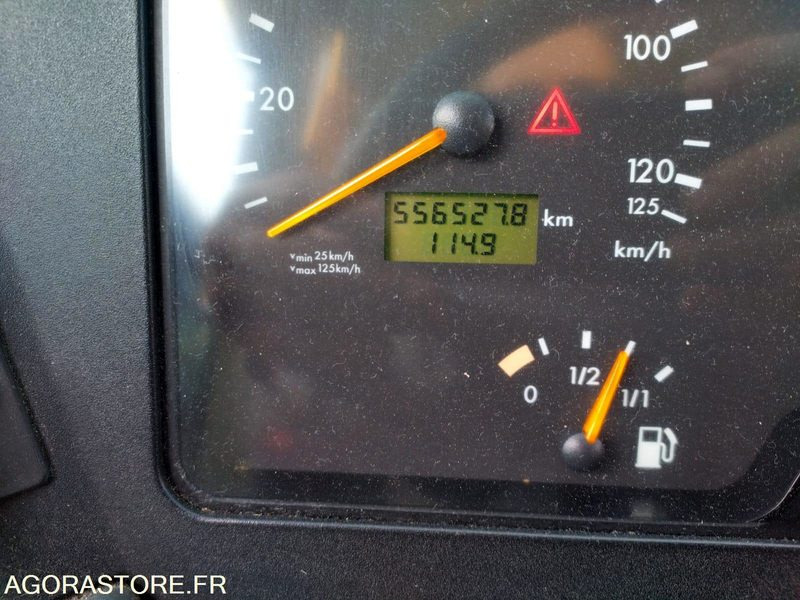 AUTOCAR SETRA 415 GT / 2006 / 556527 KM / 49 PLACES+WC / BVM / 1ERE MAIN - Coach: picture 5 AUTOCAR SETRA 415 GT / 2006 / 556527 KM / 49 PLACES+WC / BVM / 1ERE MAIN - Coach: picture 5