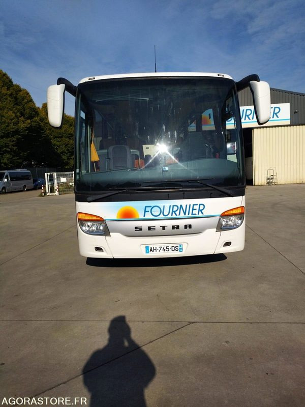 AUTOCAR SETRA 415 GT / 2006 / 556527 KM / 49 PLACES+WC / BVM / 1ERE MAIN - Coach: picture 1 AUTOCAR SETRA 415 GT / 2006 / 556527 KM / 49 PLACES+WC / BVM / 1ERE MAIN - Coach: picture 1