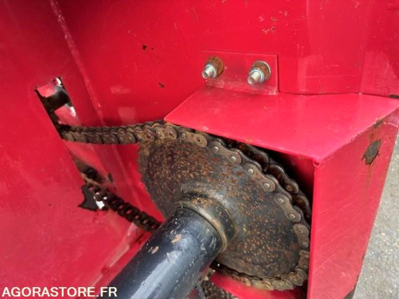 FRAISE A NEIGE 3 POINTS 1400 MM - Agricultural machinery: picture 4 FRAISE A NEIGE 3 POINTS 1400 MM - Agricultural machinery: picture 4