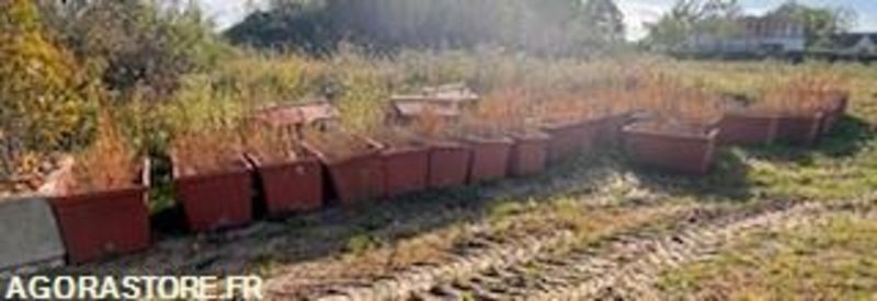 Lot de 36 jardinières - Agricultural machinery: picture 1 Lot de 36 jardinières - Agricultural machinery: picture 1