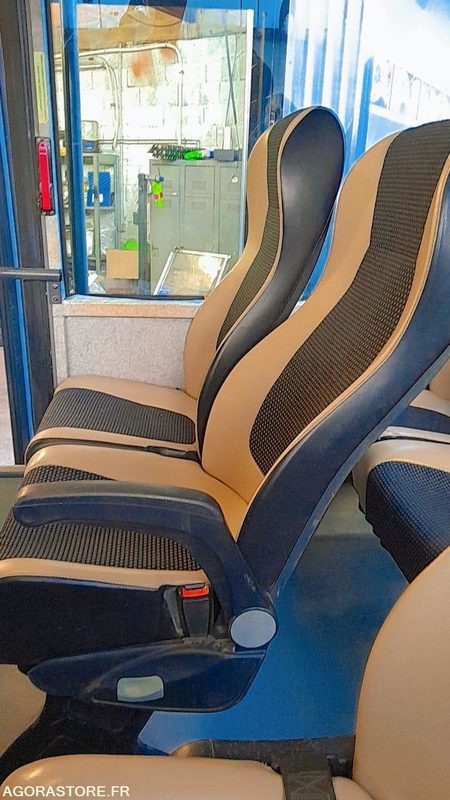 Autocar iveco wing 28places - Coach: picture 4 Autocar iveco wing 28places - Coach: picture 4