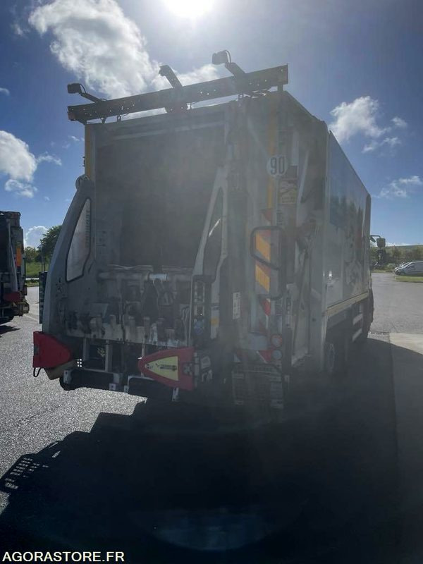 BOM 26T avec LC auto 851 - Garbage truck: picture 3 BOM 26T avec LC auto 851 - Garbage truck: picture 3