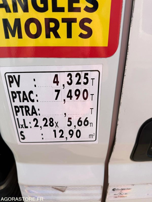 BOM 7.5T - 2020 - 60008 KMS - Garbage truck: picture 5 BOM 7.5T - 2020 - 60008 KMS - Garbage truck: picture 5