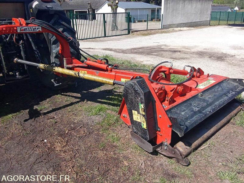 BROYEUR D'ACCOTEMENT VIGOLO - Verge mower: picture 2 BROYEUR D'ACCOTEMENT VIGOLO - Verge mower: picture 2