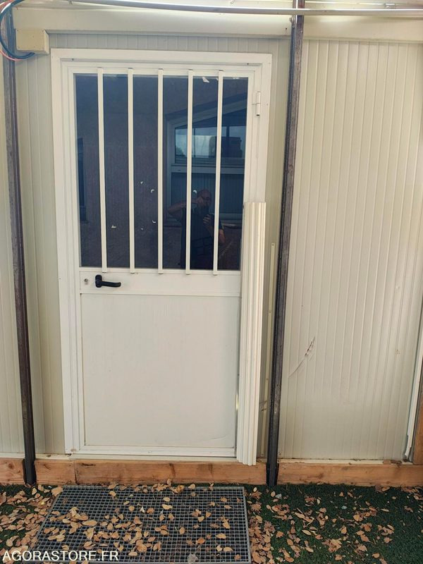 BUGNALOWS AVEC SANITAIRES ENFANTS - Construction container: picture 2 BUGNALOWS AVEC SANITAIRES ENFANTS - Construction container: picture 2