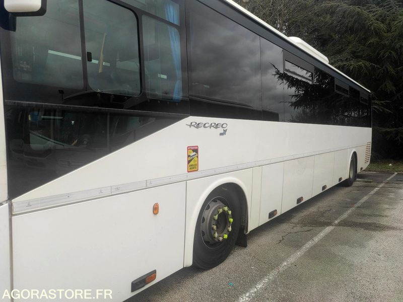 CAR IRISBUS - RECREO - MEC2009 / 620300 KM - AH663NW (19895) - School bus: picture 3 CAR IRISBUS - RECREO - MEC2009 / 620300 KM - AH663NW (19895) - School bus: picture 3