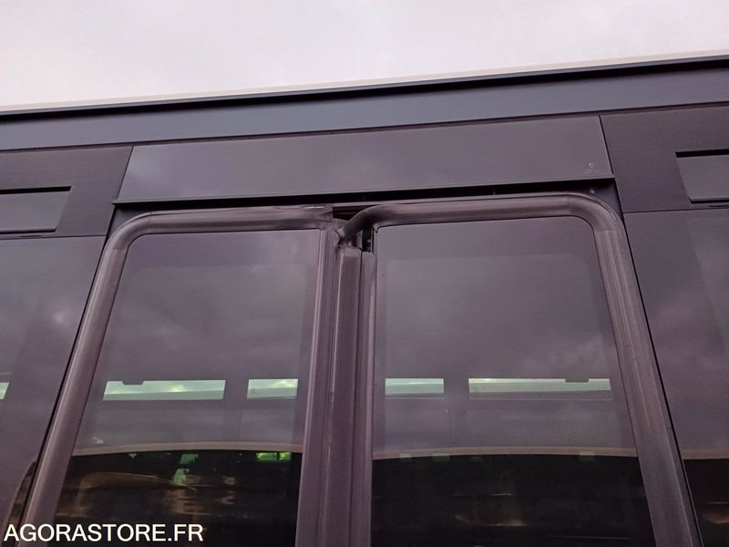 CAR IRISBUS RECREO - PARC 19885- MEC 2011/ 438000KM/ AC-728-MJ - School bus: picture 3 CAR IRISBUS RECREO - PARC 19885- MEC 2011/ 438000KM/ AC-728-MJ - School bus: picture 3