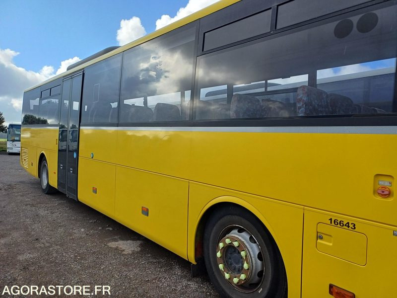 CAR MERCEDES INTOURO - N°16643 - MEC 2011 - 565457km - BS310DQ - School bus: picture 3 CAR MERCEDES INTOURO - N°16643 - MEC 2011 - 565457km - BS310DQ - School bus: picture 3