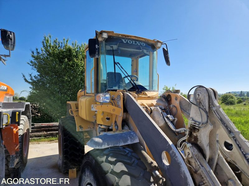 CHARGEUSE VOLVO L60E - 2005 / 6 670 HEURES - Loader: picture 5 CHARGEUSE VOLVO L60E - 2005 / 6 670 HEURES - Loader: picture 5