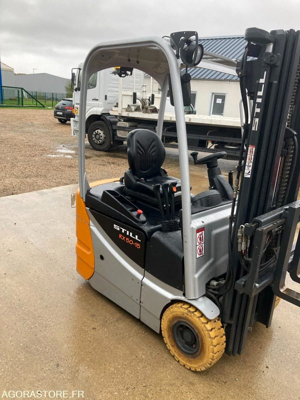 CHARIOT ELEVATEUR FRONTAL STILL RX50-15 2014 1900 HEURES - Electric forklift: picture 2 CHARIOT ELEVATEUR FRONTAL STILL RX50-15 2014 1900 HEURES - Electric forklift: picture 2