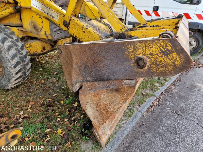 Chargeuse JCB 3X - 1989 - 7068 - Loader: picture 5 Chargeuse JCB 3X - 1989 - 7068 - Loader: picture 5