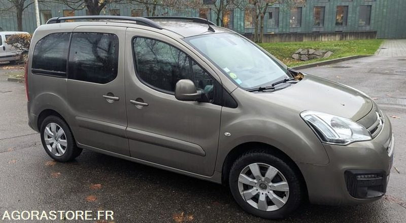 Citroën Berlingo 1.6 BlueHDi 100ch (B9) – 12/2015 – 50000 km – Crit'Air 2 - Car: picture 3 Citroën Berlingo 1.6 BlueHDi 100ch (B9) – 12/2015 – 50000 km – Crit'Air 2 - Car: picture 3