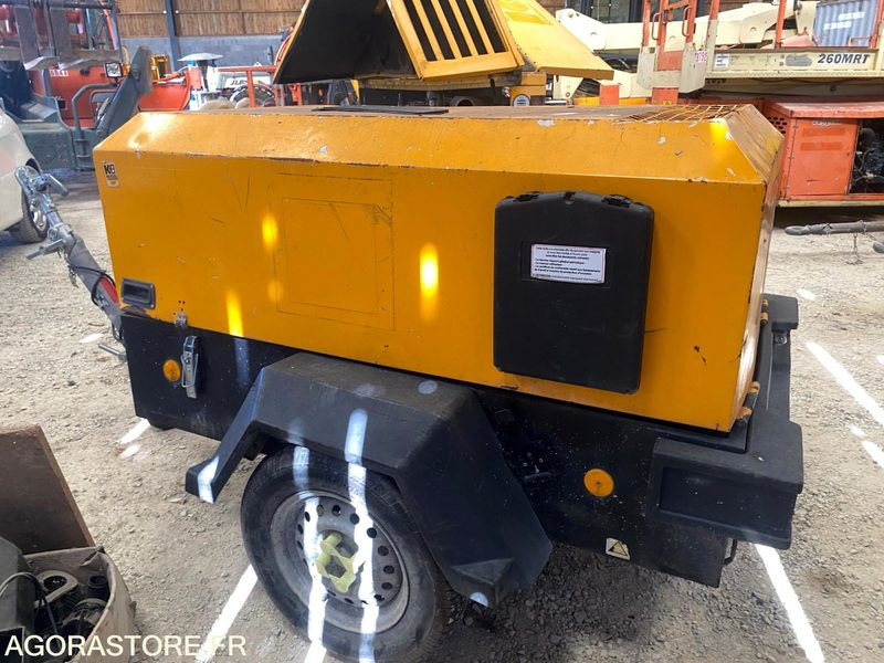 Compresseur de chantier DOOSAN 7/31 - INGERSOLL RAND - Air compressor: picture 4 Compresseur de chantier DOOSAN 7/31 - INGERSOLL RAND - Air compressor: picture 4