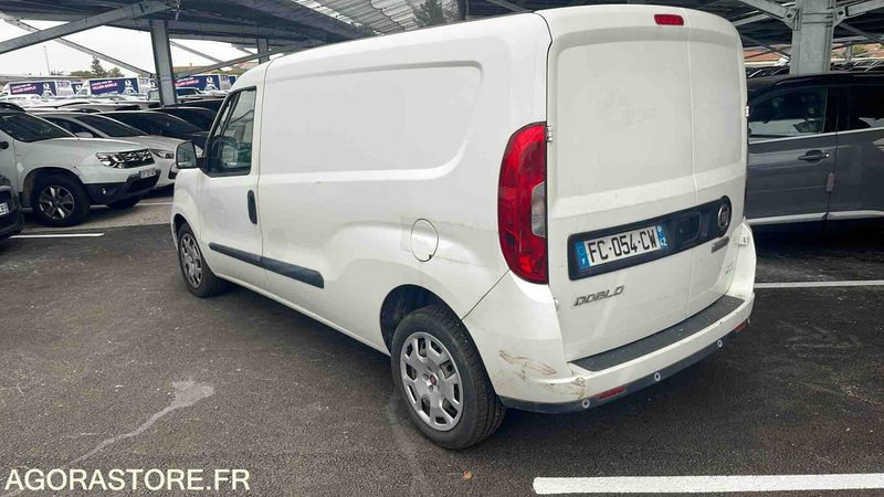 FIAT DOBLO - 2018 - 73197KM - FC054CW - Small van: picture 3 FIAT DOBLO - 2018 - 73197KM - FC054CW - Small van: picture 3