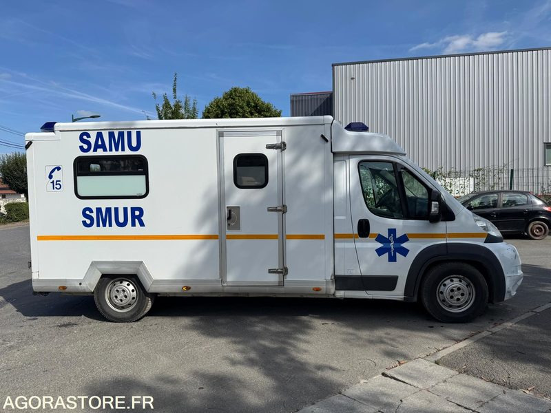 FIAT DUCATO SAMU / AMBULANCE - 2009 - 240 000 KM - Ambulance: picture 2 FIAT DUCATO SAMU / AMBULANCE - 2009 - 240 000 KM - Ambulance: picture 2