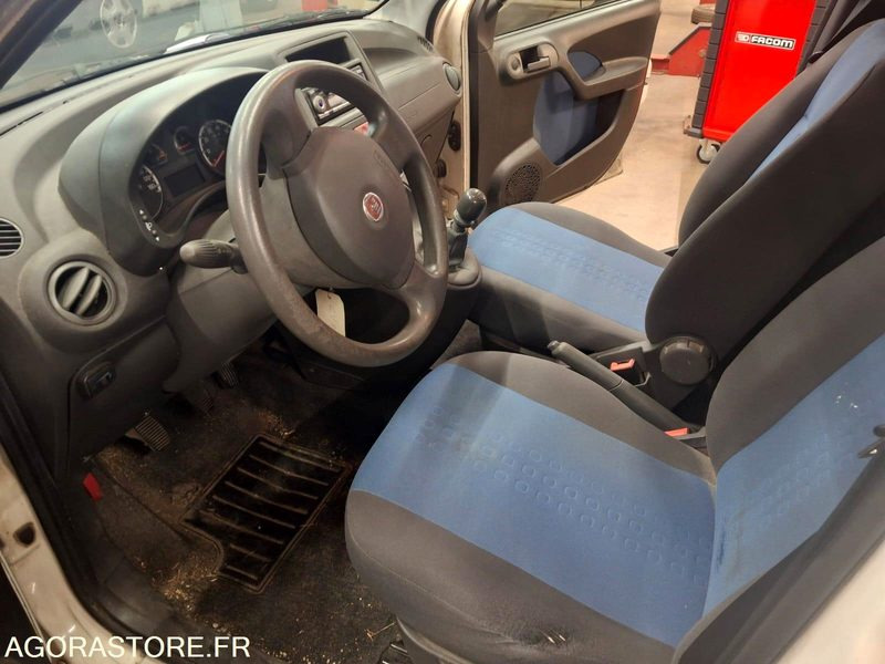 Car FIAT PANDA  BI CARBURATION: picture 6