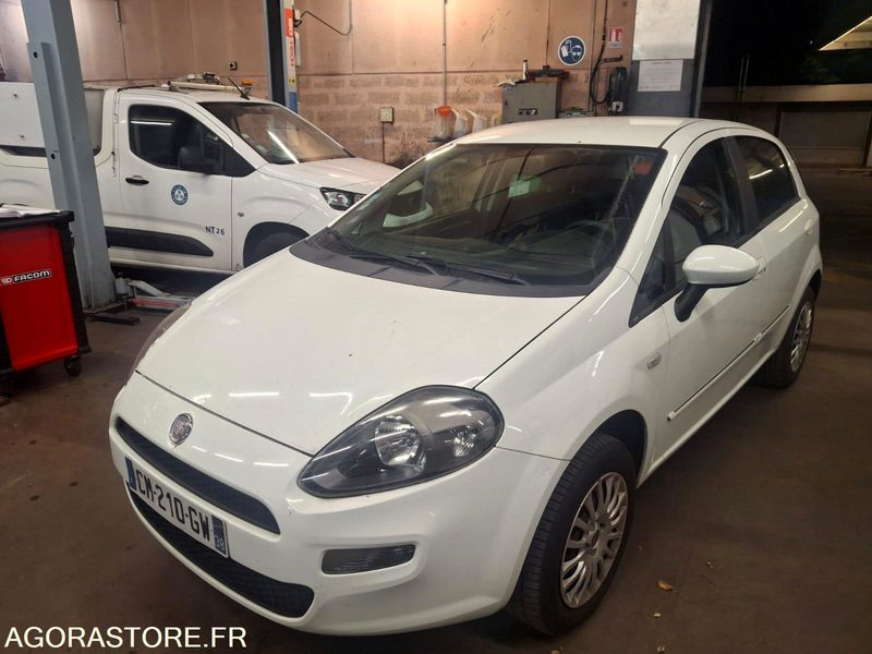 FIAT PUNTO BI CARBURATION. - Car: picture 3 FIAT PUNTO BI CARBURATION. - Car: picture 3