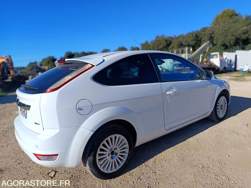 FORD FOCUS 1.6 TDCI 90CH - 2009 - 187000KMS - Car: picture 4 FORD FOCUS 1.6 TDCI 90CH - 2009 - 187000KMS - Car: picture 4