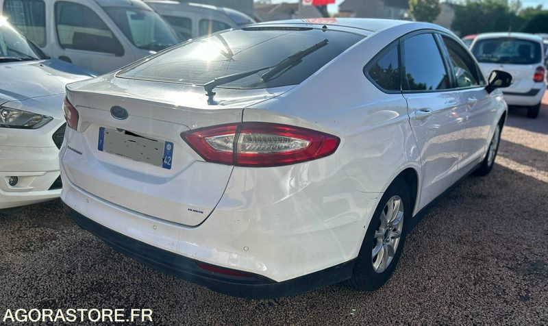 FORD MONDEO 1.0 ECOBOOST 125 CH - Car: picture 2 FORD MONDEO 1.0 ECOBOOST 125 CH - Car: picture 2