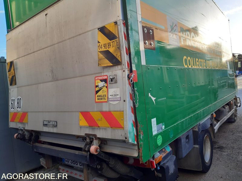 FOURGON RENAULT 10T - CD388BR - Box truck: picture 4 FOURGON RENAULT 10T - CD388BR - Box truck: picture 4