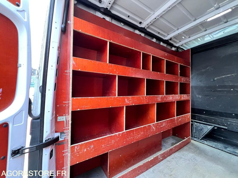 Fourgon Mercedes-Benz SPRINTER 2 V6 3L 190cv - 2014 - 143500Kms - Panel van: picture 4 Fourgon Mercedes-Benz SPRINTER 2 V6 3L 190cv - 2014 - 143500Kms - Panel van: picture 4