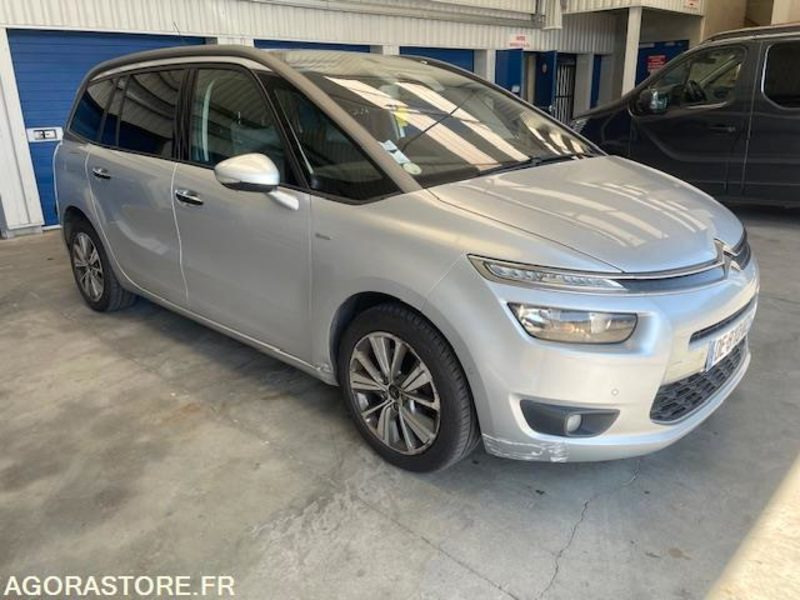 GRAND C4 PICASSO EXCLUSIVE 2.0 HDI 150 EAT6 - Car: picture 4 GRAND C4 PICASSO EXCLUSIVE 2.0 HDI 150 EAT6 - Car: picture 4