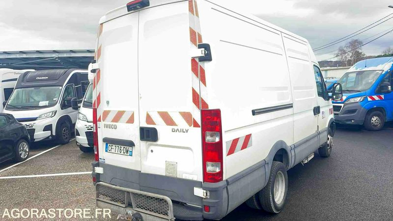 IVECO | DAILY | 2012 | 272098KM - Panel van: picture 3 IVECO | DAILY | 2012 | 272098KM - Panel van: picture 3