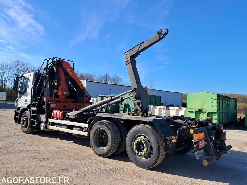 IVECO GRUE AMPLIROLL 559000 kms 2009 - Hook lift truck: picture 4 IVECO GRUE AMPLIROLL 559000 kms 2009 - Hook lift truck: picture 4